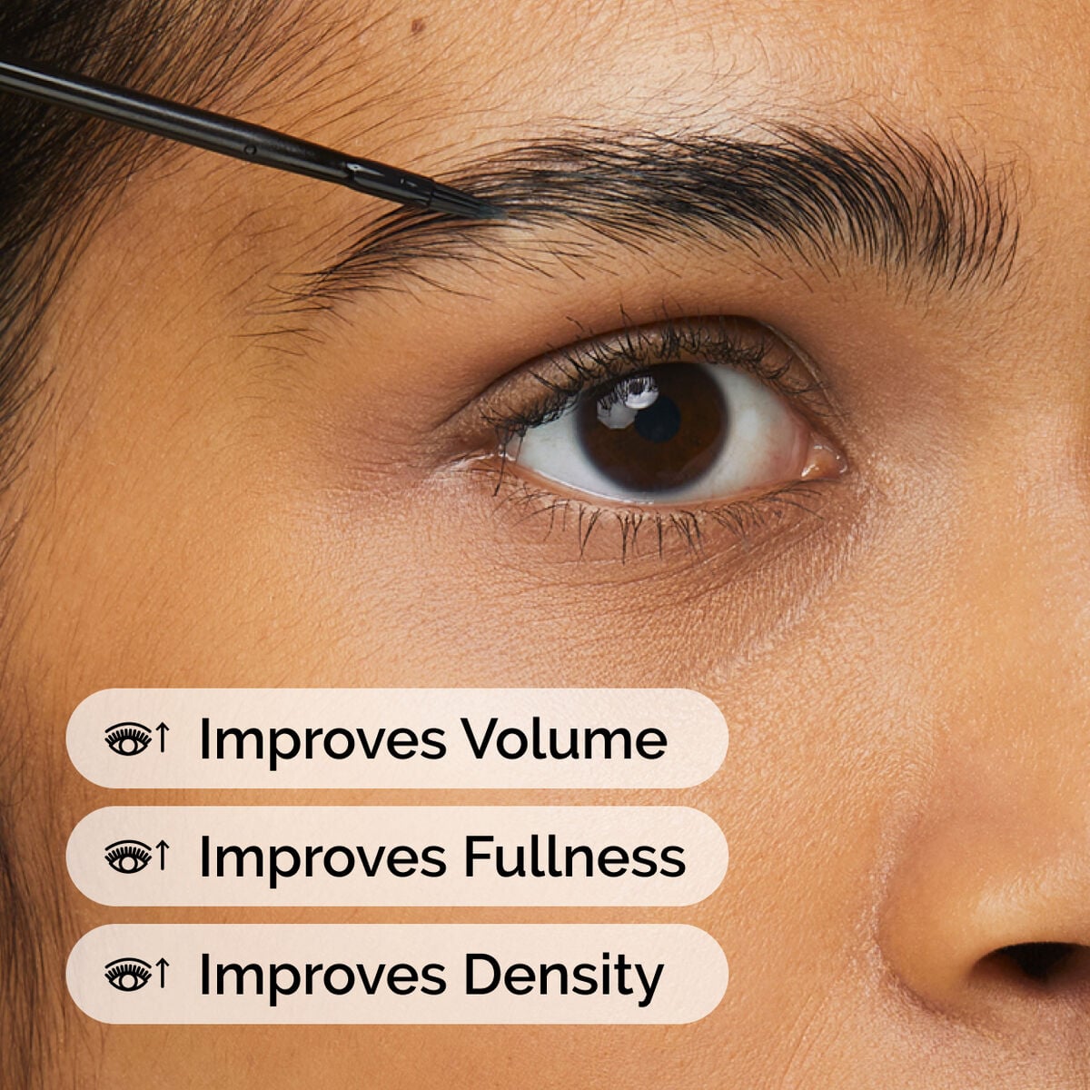 multi-peptide-lash-and-brow-serum-e7 ord-multi-peptide-lash-brow-model-application-with-benefits.jpg